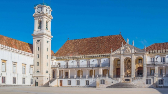 Universidade de Coimbra com falta de estacionamento e problemas de mobilidade