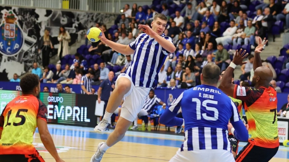 FC Porto (Andebol): De volta a casa para manter o pleno. Crónica de jogo