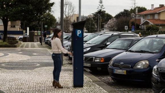 Aplicação para telemóvel permite ver estacionamento disponível em Mangualde