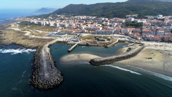 Caminha exige "sem demoras" dragagens e obras no porto de Vila Praia de Âncora