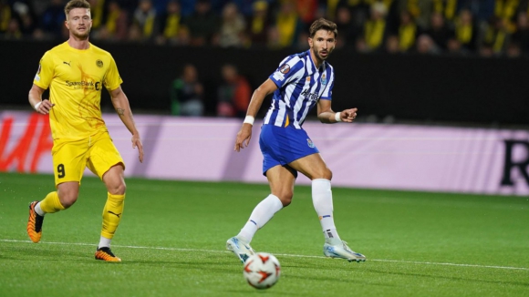 FC Porto: Marko Grujić convocado para a seleção sérvia