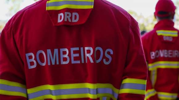 Bombeiros voluntários com carreira e formação regulamentada no próximo ano