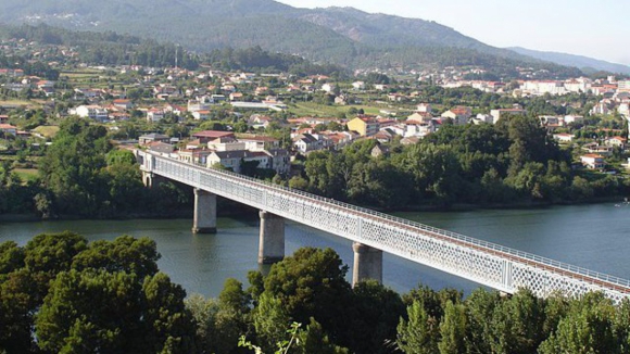 Norte e Galiza debatem proposta base de estatuto do trabalhador transfronteiriço