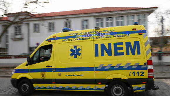 Homem morre após ser atropelado por camião em Vila Nova de Gaia