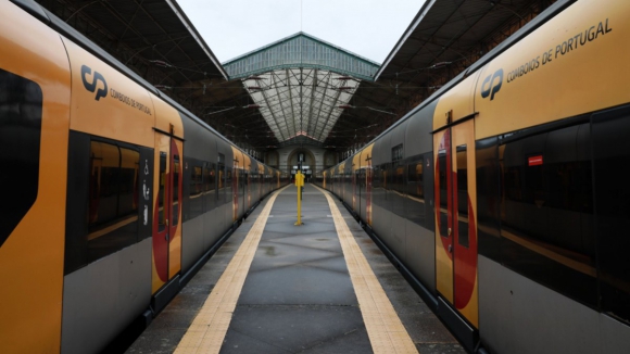 Passe ferroviário verde já conta com mais de duas mil assinaturas no primeiro dia em vigor