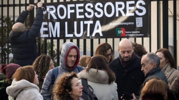 “Escolas do Porto estão quase todas fechadas” devido à greve da função pública