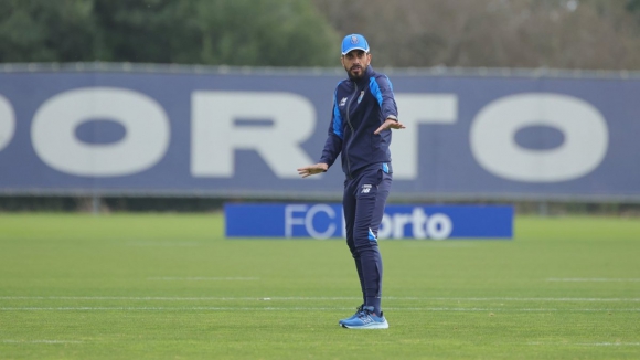 FC Porto B: Sexta-feira de treino com jogo com o Arouca