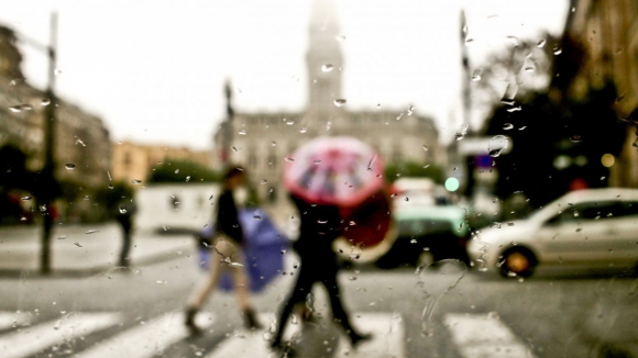 Quatro distritos do Norte sob aviso amarelo na sexta-feira devido à chuva