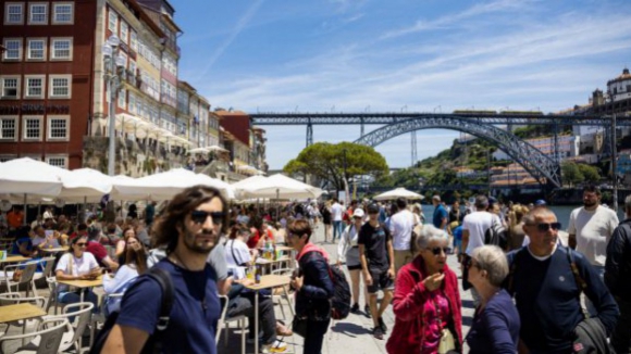 Aumento da Taxa Turística do Porto para três euros entra em vigor este domingo