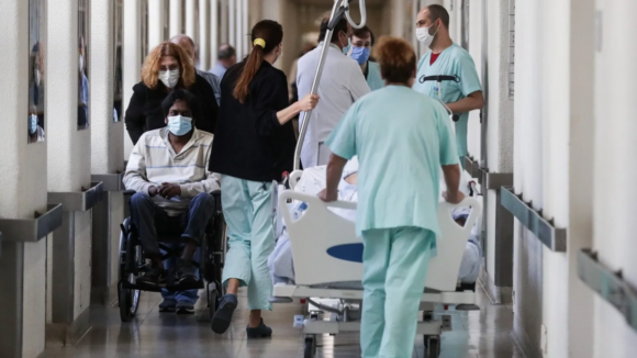 Hospital de São João retira doentes não urgentes das urgências a partir do dia 10