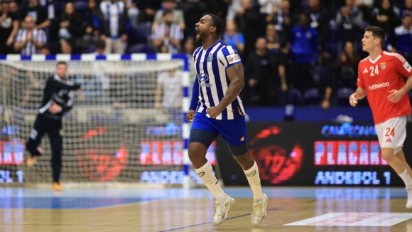 FC Porto (Andebol): Clássico à moda do Porto. Crónica de jogo