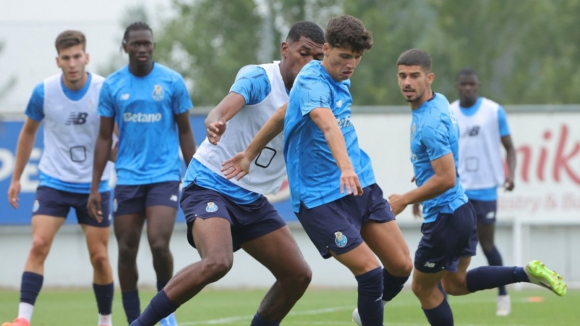 FC Porto B: Viagem a Chaves preparada no miniestádio