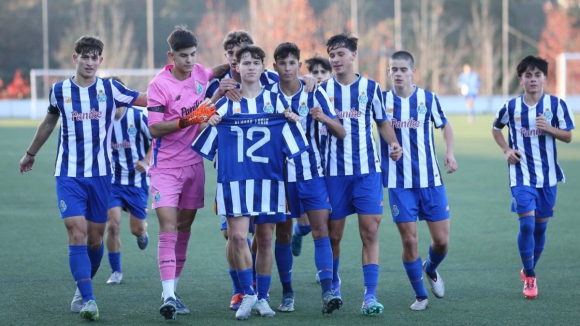 FC Porto (Sub-17): Uma digna homenagem no Olival