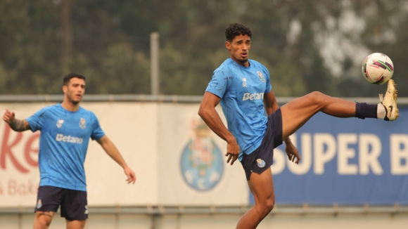 FC Porto B: De volta ao miniestádio com o foco em Vizela