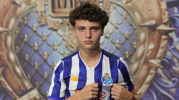 FC Porto (Sub-17): João Pinto renova contrato