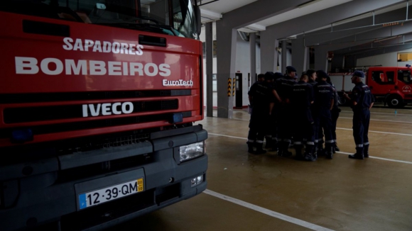 Sapadores desconvocam greve e manifestação de 15 de janeiro