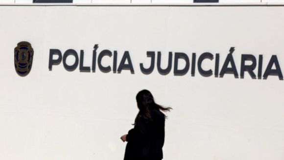 Polícia Judiciária detém dois portugueses suspeitos de burla em Espanha