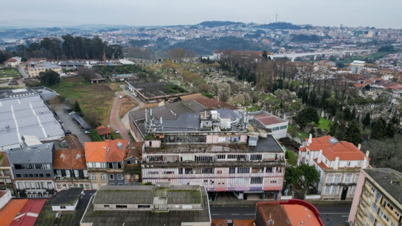 Condomínio do Stop no Porto pretende criar servidão de passagem nas traseiras