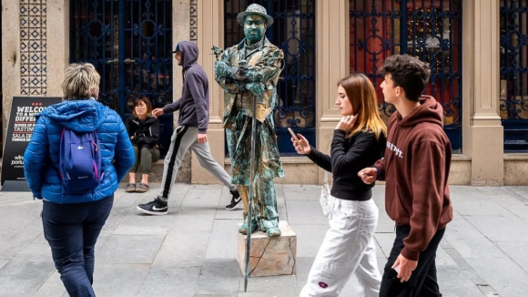 Artistas de rua do Porto temem que novas regras retirem qualidade a atuações