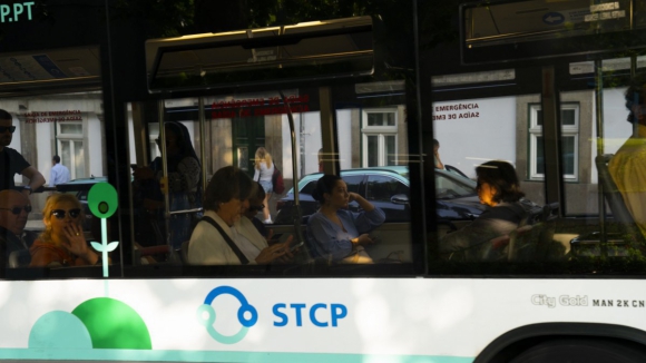 STCP transportou 71,6 milhões de passageiros em 2024, menos 3,7% que em 2023