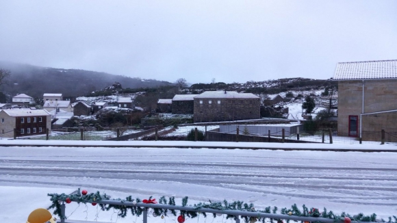 Melgaço acordou com um manto branco após nevar na região