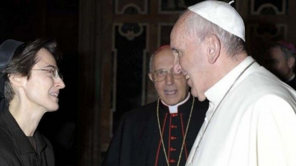 Papa nomeia Raffaella Petrini como governadora do Vaticano, a primeira mulher no cargo