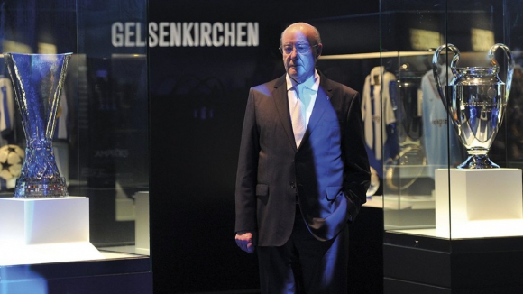 Liga Portugal sobre a morte de Pinto da Costa: &ldquo;Construiu um palmar&eacute;s &uacute;nico a n&iacute;vel nacional e internacional no FC Porto&rdquo;