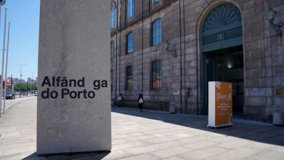N&uacute;cleo do Museu do Porto abre na Alf&acirc;ndega, onze meses e 132 mil euros de renda depois