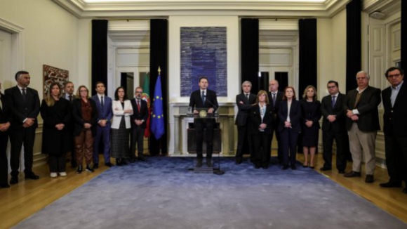 Estruturas distritais e regionais do PSD manifestam &ldquo;total apoio&rdquo; ao primeiro-ministro