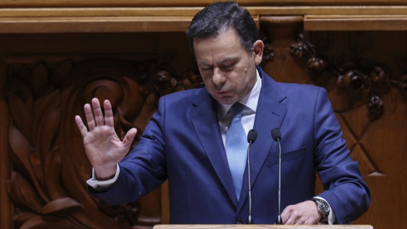 "Era desej&aacute;vel" que n&atilde;o existisse "uma perturba&ccedil;&atilde;o pol&iacute;tica" no pa&iacute;s, defende Montenegro