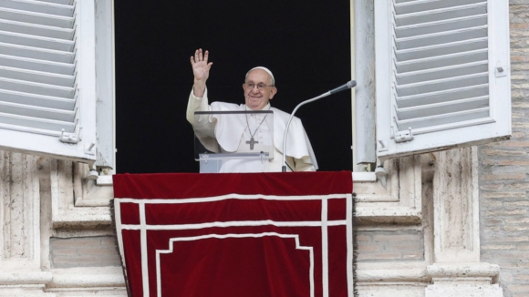 Cerim&oacute;nias f&uacute;nebres do Papa Francisco marcadas para s&aacute;bado