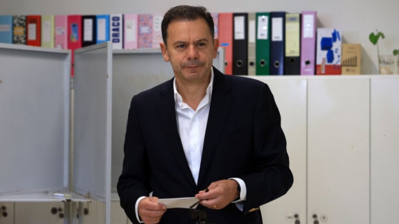 L&iacute;der do PSD n&atilde;o teme instabilidade ap&oacute;s elei&ccedil;&otilde;es