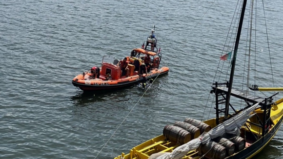 Buscas para encontrar jovem que se atirou ao rio Douro alargadas at&eacute; Valbom