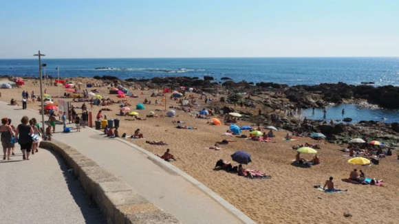 &Eacute;poca balnear arranca hoje em 127 praias do Norte, 84 com bandeira azul