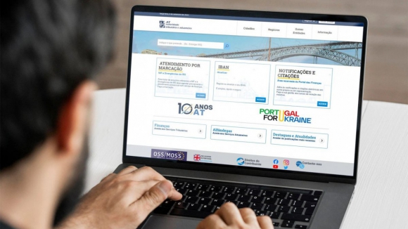 Entrega da declara&ccedil;&atilde;o mensal do IVA de maio alargada at&eacute; 22 de julho