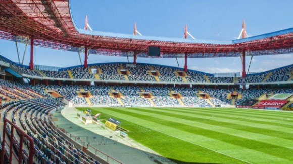 Recupera&ccedil;&atilde;o de estruturas met&aacute;licas do Est&aacute;dio de Aveiro custa meio milh&atilde;o de euros