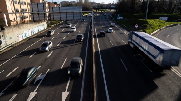 Nó de Paranhos da VCI no Porto cortado durante a noite até quinta-feira