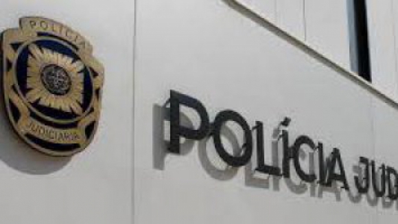 PJ det&eacute;m homem no Porto por tr&aacute;fico de armas e tr&aacute;fico de estupefacientes