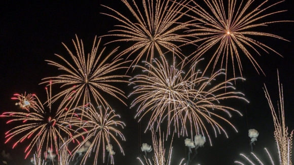 Adiado fogo de artif&iacute;cio que encerra Romaria d&rsquo;Agonia por situa&ccedil;&atilde;o de alerta