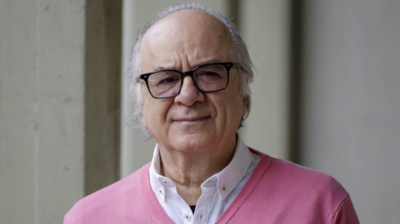 Soci&oacute;logo Boaventura de Sousa Santos abandona a&ccedil;&otilde;es c&iacute;veis