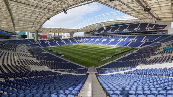 Est&aacute;dio do Drag&atilde;o nomeado para os "&Oacute;scares do Turismo"
