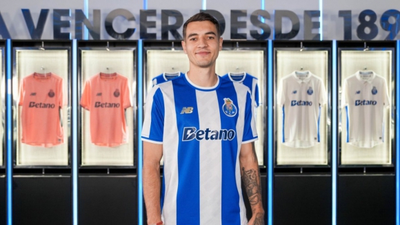 FC Porto:&nbsp;Jakub Kiwior &eacute; Drag&atilde;o