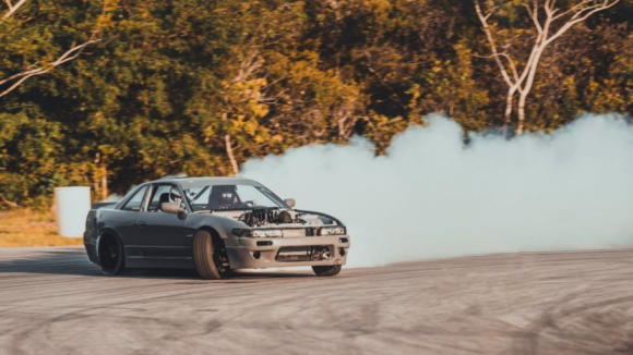 MP acusa dono de pista de 'drifting' em Vila do Conde de crime de polui&ccedil;&atilde;o