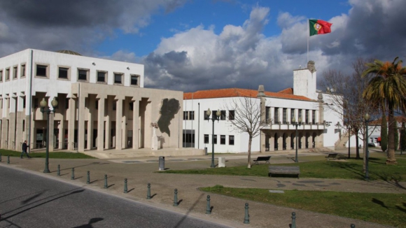 Manuel Pinho muda partidos e candidata-se a Paredes na coliga&ccedil;&atilde;o NC/PPM