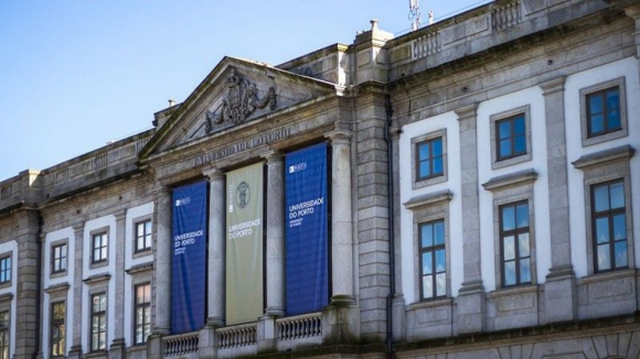 Estudantes da UPorto reunidos de urg&ecirc;ncia para analisar caso do curso de Medicina