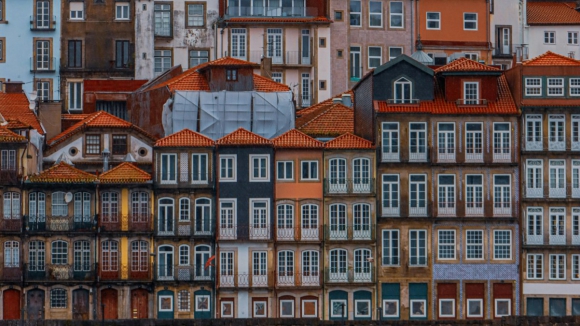 Porto assina contrato para constru&ccedil;&atilde;o de 195 fogos de arrendamento acess&iacute;vel