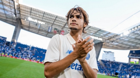 Rodrigo Mora: "Temos um plantel unido e os adeptos est&atilde;o connosco"