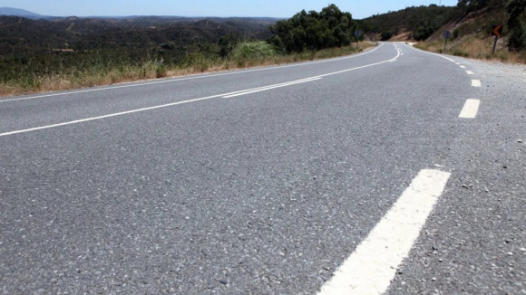 Tro&ccedil;o IP4 entre Bragan&ccedil;a Sul e Vinhais cortado ao tr&acirc;nsito durante um m&ecirc;s