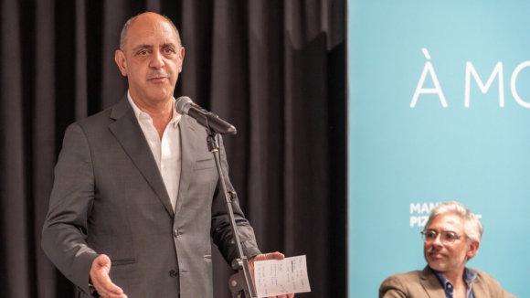 Pizarro promete refei&ccedil;&otilde;es gratuitas nas escolas p&uacute;blicas do Porto