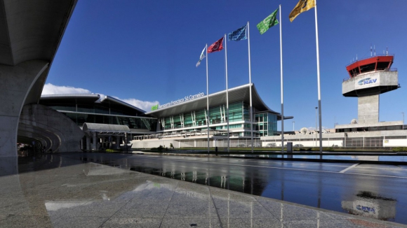 ANAC avan&ccedil;a com estudo de capacidade para o aeroporto do Porto